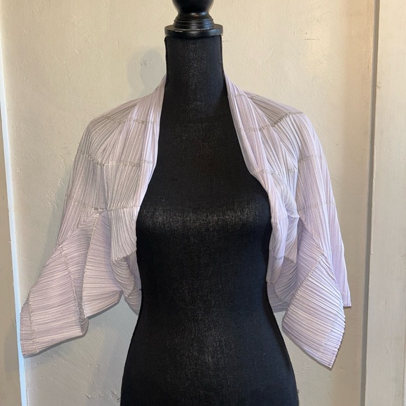 Issey Miyake Lavender top. One size - Picture 2 of 4